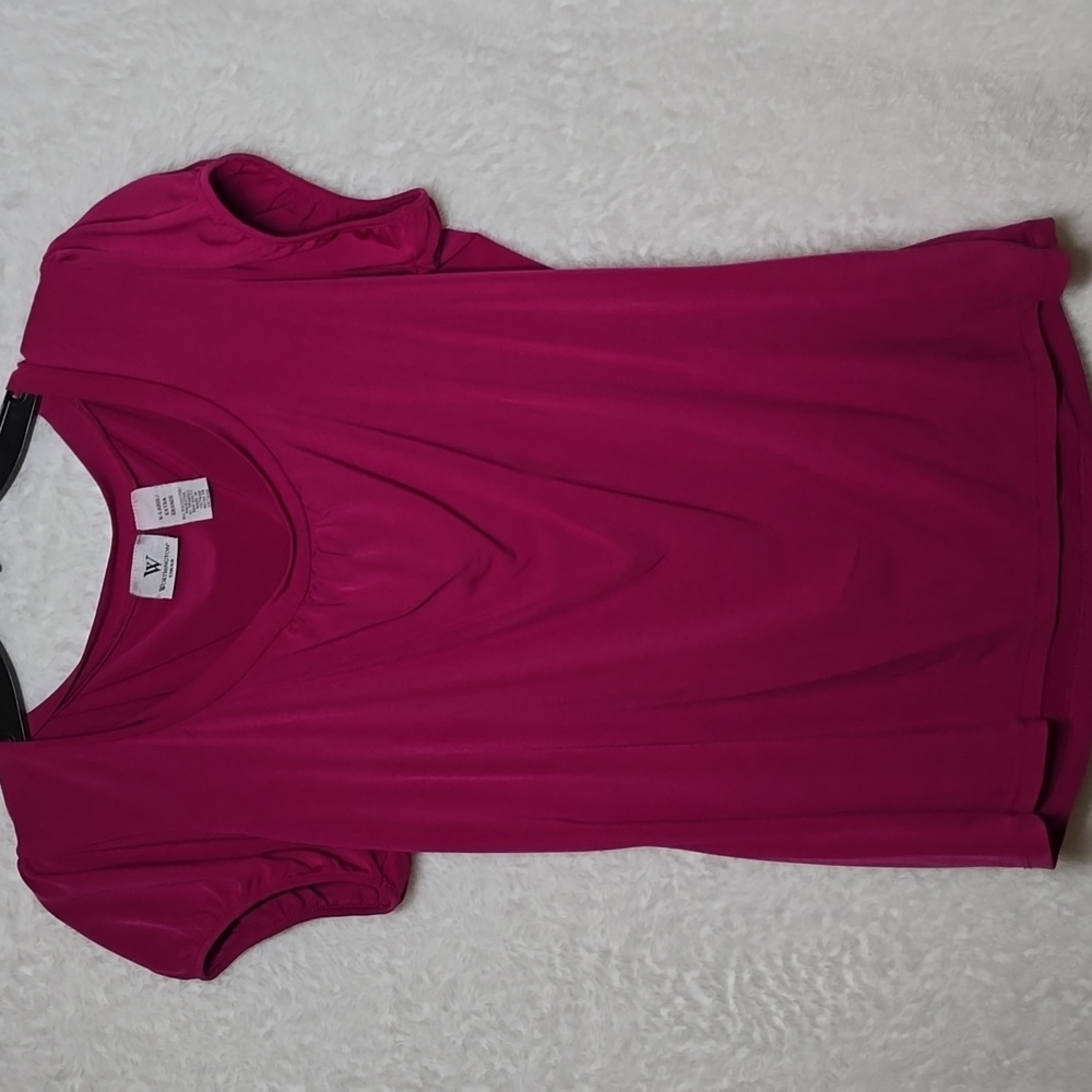 Worthington Fuchsia Short Sleeve Top